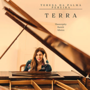Teresa da Palma Pereira, Terra
