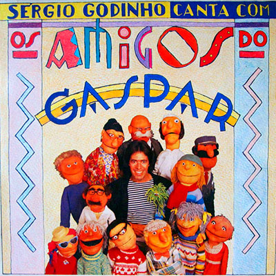 Sérgio Godinho canta com Os Amigos do Gaspar