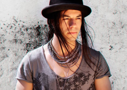 André Indiana, guitarrista, cantor e produtor