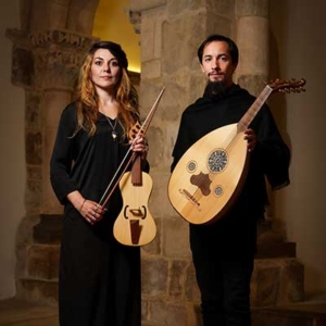 The Wandering Bard, Esin Yardimli Alves Pereira e Ricardo Alves Pereira